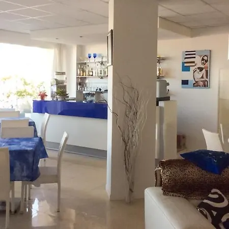 מלון Adriatico סניגליה